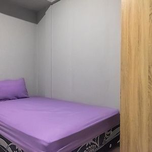 Kamar double standard